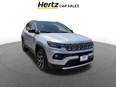 Used 2025 Jeep Compass Limited image 1