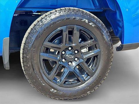 Certified 2025 Chevrolet Silverado 1500 Custom w/ Turbomax Blackout Package RWD image 30