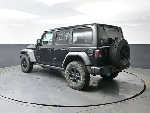 Used 2023 Jeep Wrangler Unlimited image 12