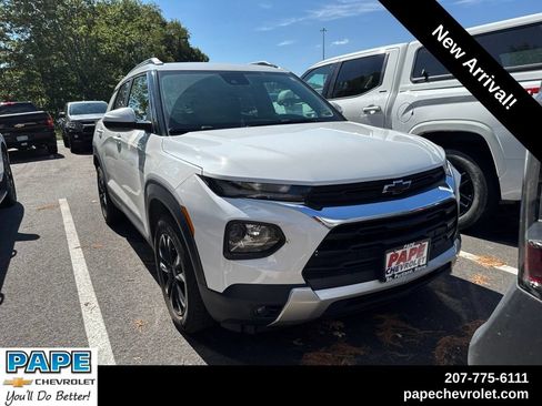 Used 2023 Chevrolet TrailBlazer LT FWD image 1