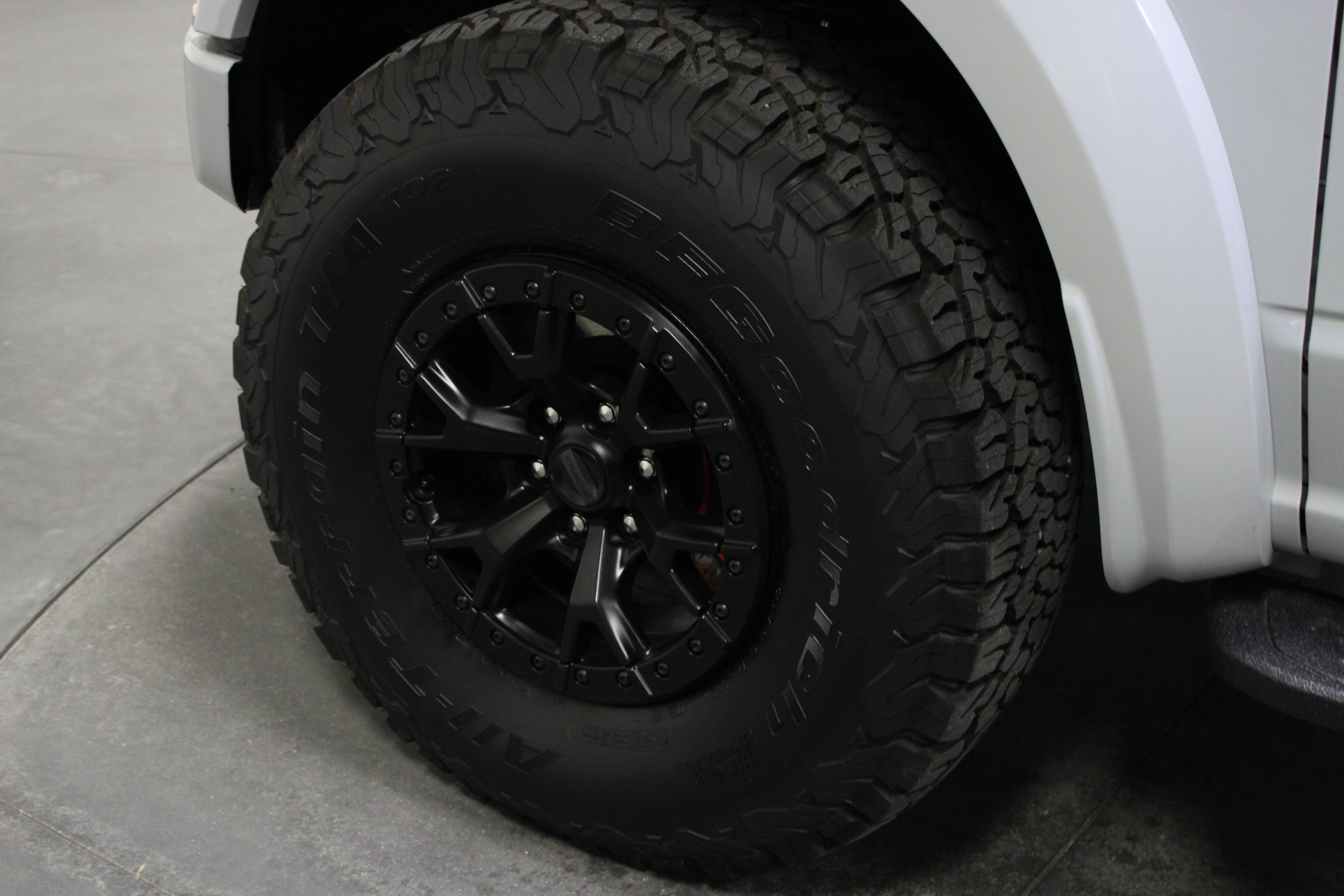 Used 2023 Ford F150 Raptor w/ Equipment Group 802A Raptor R AWD/4WD image 10