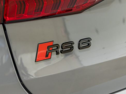 Used 2024 Audi RS 6 performance AWD/4WD image 14