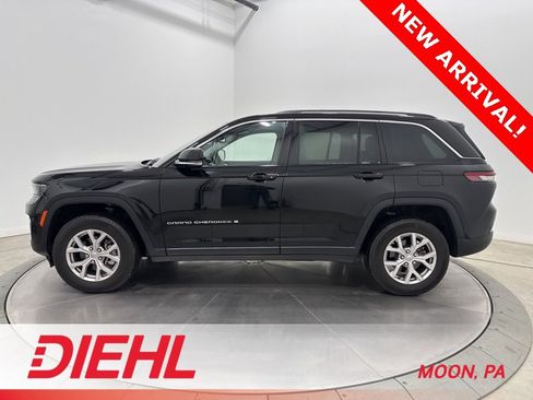 Certified 2022 Jeep Grand Cherokee Limited image 4