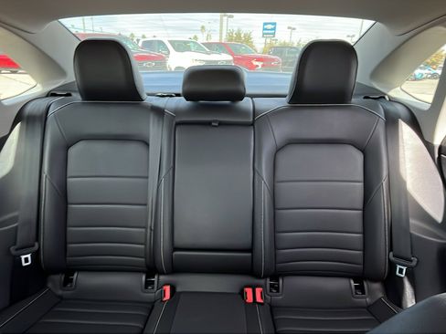 Used 2024 Volkswagen Jetta SE image 23