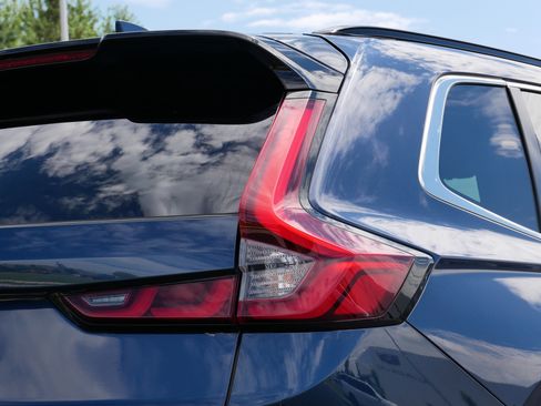 Used 2024 Honda CR-V Sport Touring image 15