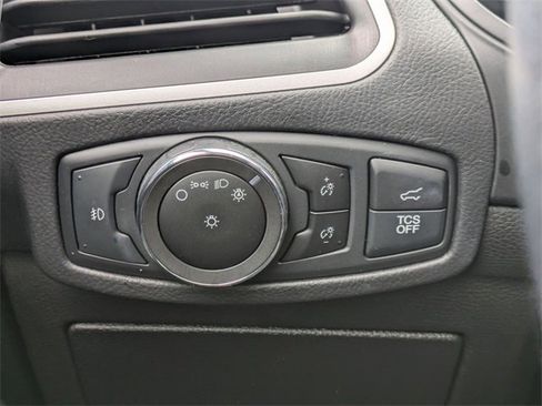 Used 2023 Ford Edge SEL w/ Convenience Package image 16