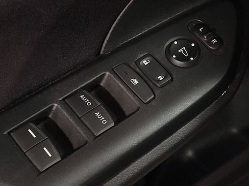 Used 2022 Honda Insight EX image 25