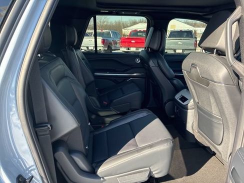 New 2026 Lincoln Navigator L Reserve w/ Jet Appearance Package AWD/4WD image 23