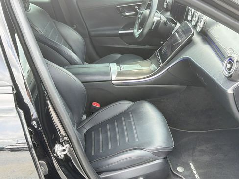 Used 2023 Mercedes-Benz C 300 Sedan image 28