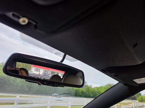 Used 2012 Chrysler 200 Limited FWD image 13