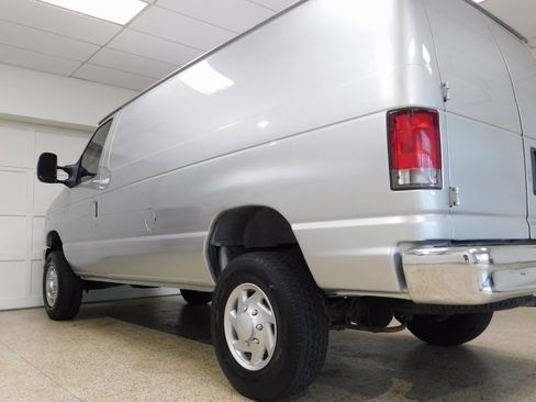 Used 2014 Ford E-250 and Econoline 250 w/ Power Group image 50