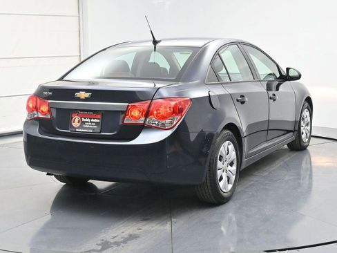 Used 2014 Chevrolet Cruze LS image 20