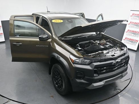 Used 2023 Chevrolet Colorado Trail Boss image 39