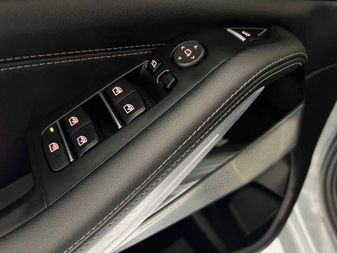 Used 2024 BMW X5 M60i w/ Executive Package image 25