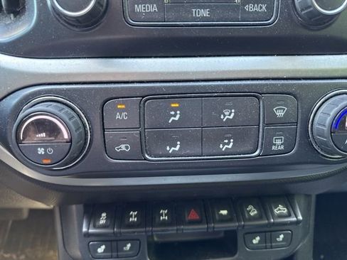 Used 2018 Chevrolet Colorado ZR2 AWD/4WD image 22