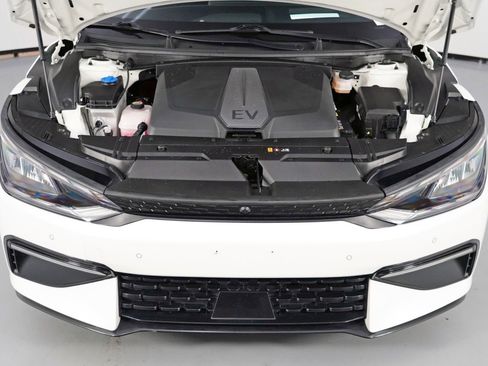 Used 2024 Kia EV6 GT-Line image 7