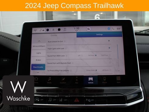 Used 2024 Jeep Compass Trailhawk w/ Trailhawk Elite Group image 53