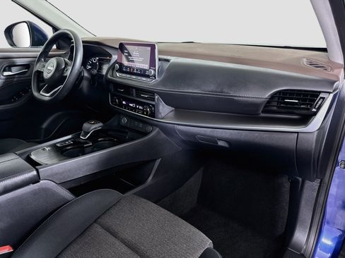 Used 2023 Nissan Rogue SV FWD image 30