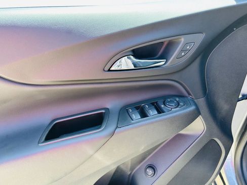 Used 2024 Chevrolet Equinox LT w/ LPO, Floor Liner Package FWD image 12