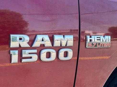 Used 2016 RAM 1500 Express AWD/4WD image 10