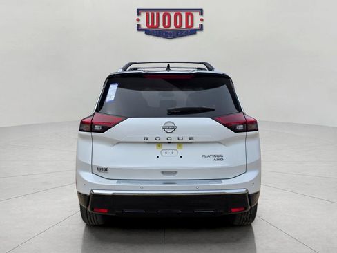 New 2026 Nissan Rogue Platinum image 3