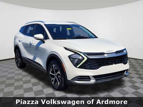 Used 2023 Kia Sportage EX AWD/4WD image 1