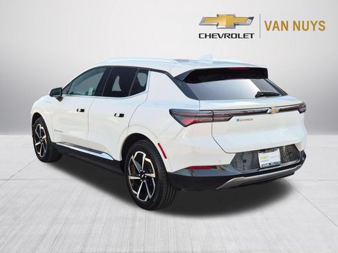 Used 2024 Chevrolet Equinox EV LT FWD image 7