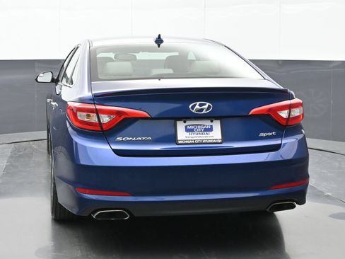 Used 2017 Hyundai Sonata Sport w/ Value Edition Package 02 FWD image 3