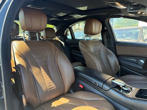 Used 2018 Mercedes-Benz S 560 4MATIC Sedan image 14