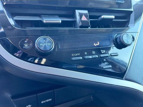 Used 2022 Toyota Camry SE w/ Carpet Mat Package (TMS) AWD/4WD image 15