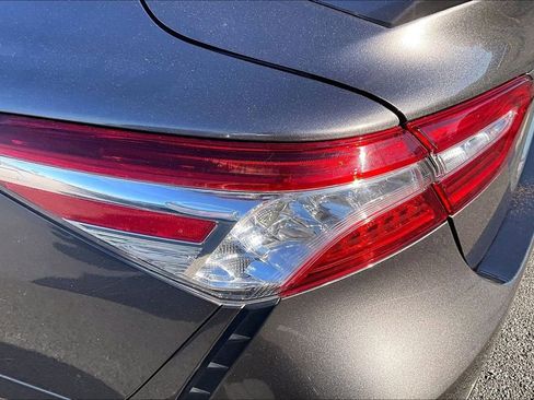 Used 2020 Toyota Camry XSE image 20