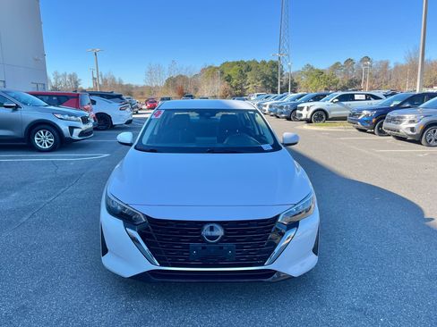 Used 2024 Nissan Sentra SV image 12