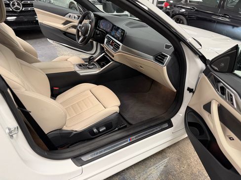 Used 2022 BMW 430i xDrive Convertible w/ M Sport Package image 37