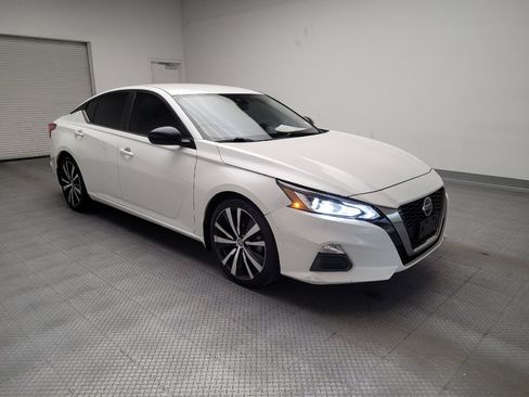 Used 2021 Nissan Altima 2.5 SR image 13