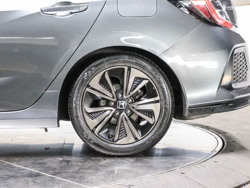 Used 2018 Honda Civic EX-L image 10
