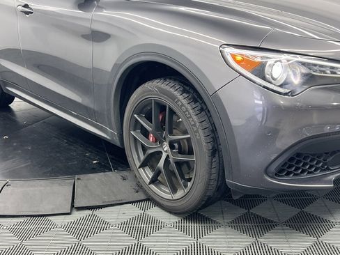 Used 2020 Alfa Romeo Stelvio w/ Nero Edizione image 6