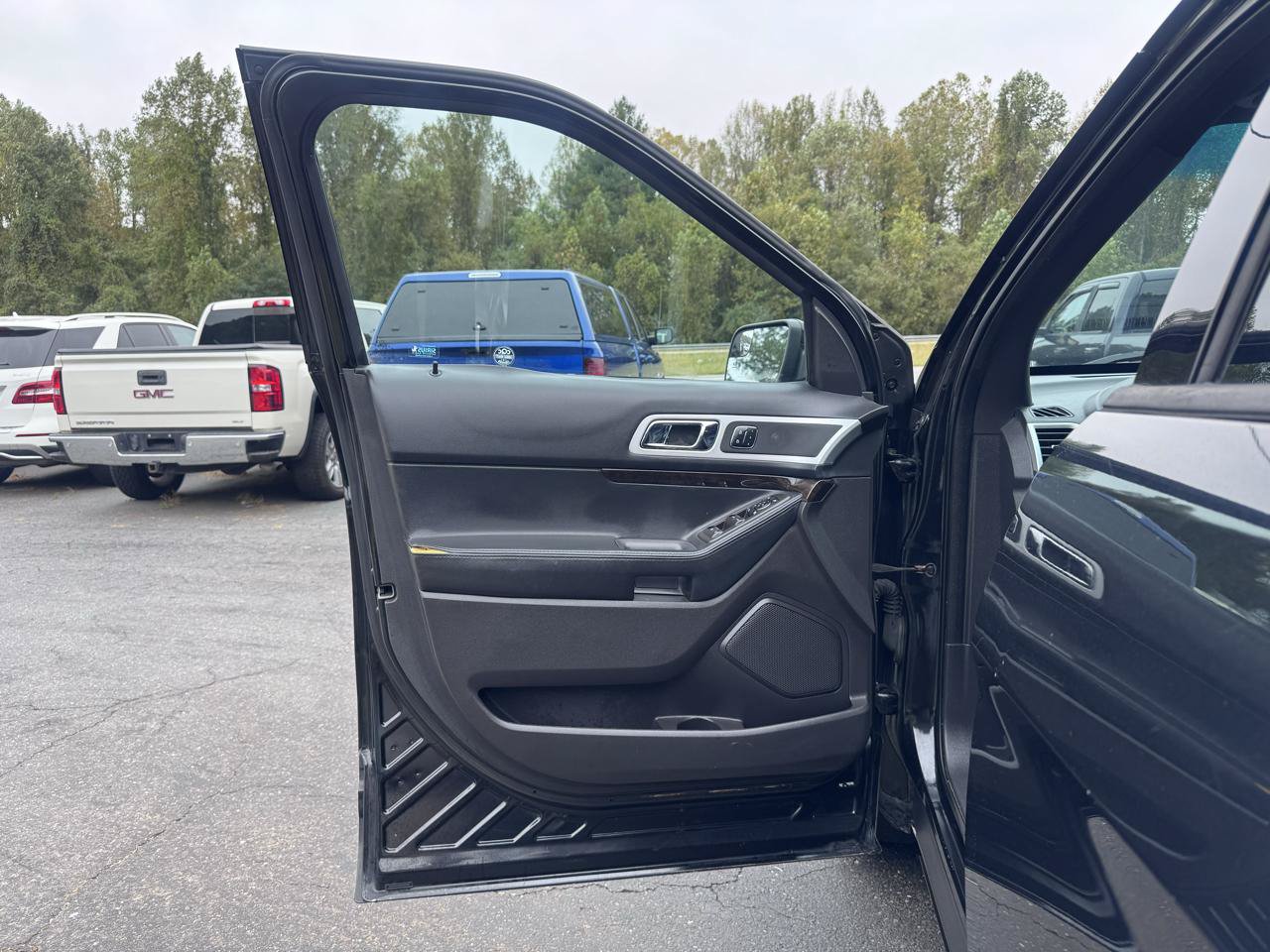 Used 2014 Ford Explorer Limited AWD/4WD image 9