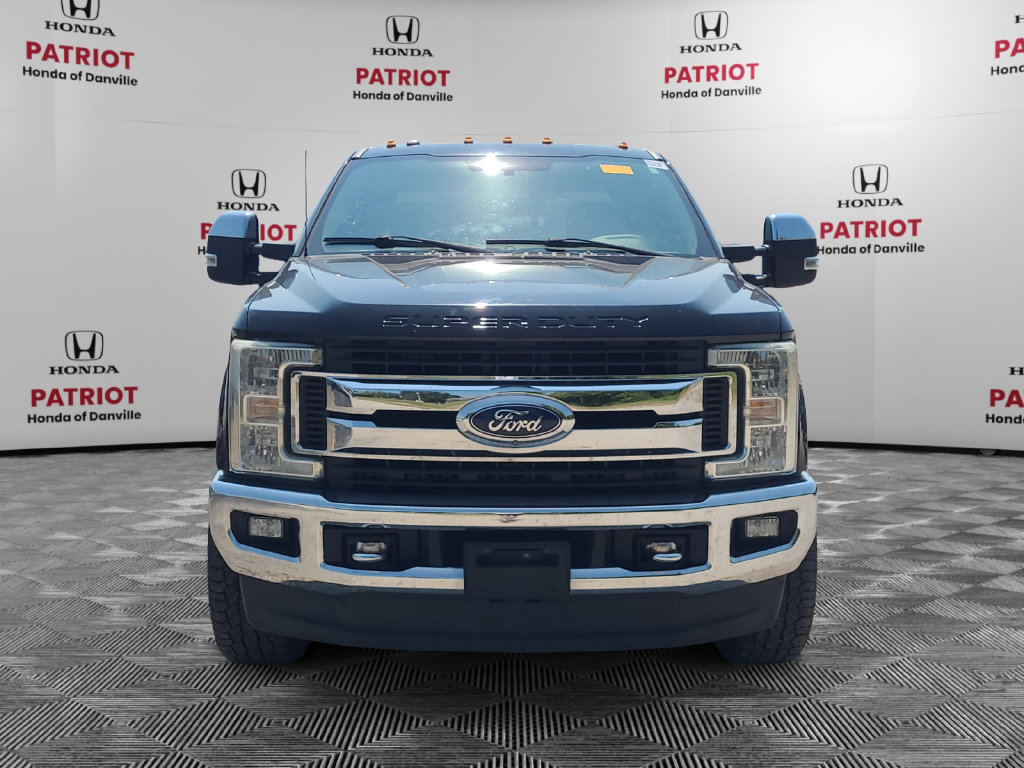 Used 2017 Ford F350 XLT w/ XLT Premium Package AWD/4WD image 8