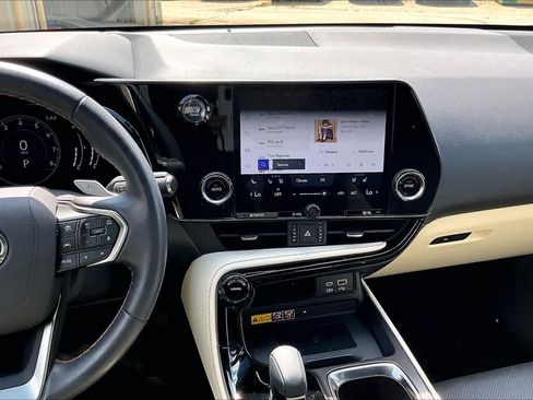 Used 2024 Lexus NX 350 AWD image 7