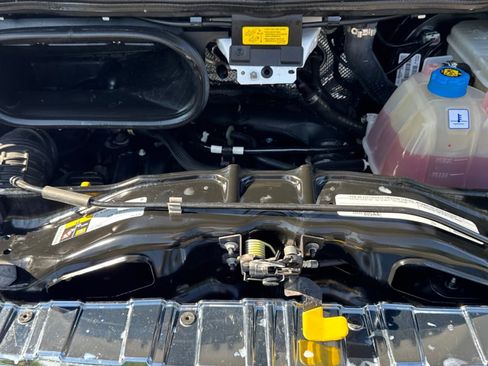 Used 2023 RAM ProMaster 2500 image 18