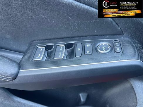 Used 2024 Honda Civic Touring image 30