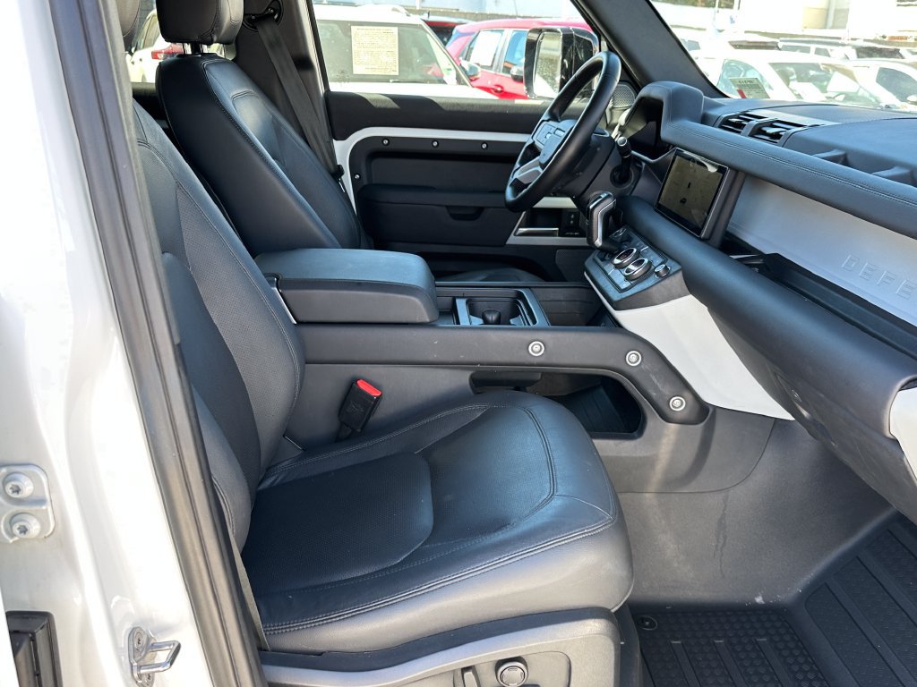 Used 2024 Land Rover Defender 110 S AWD/4WD image 16