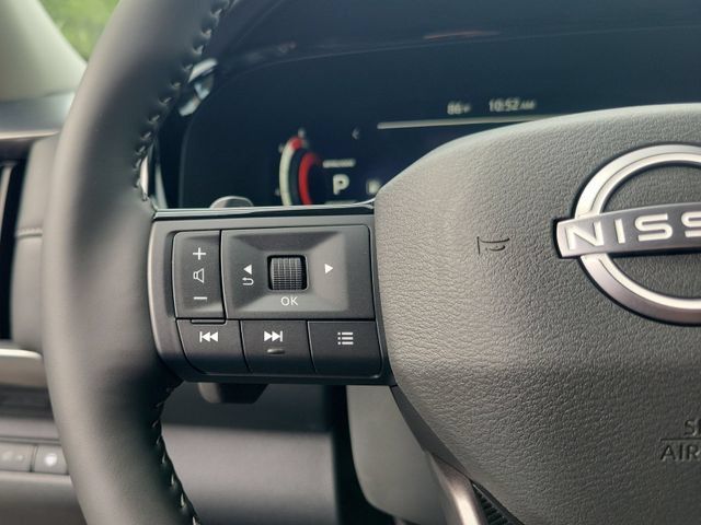 New 2026 Nissan Pathfinder SL FWD image 19
