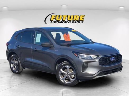 Used 2025 Ford Escape ST-Line AWD/4WD image 1