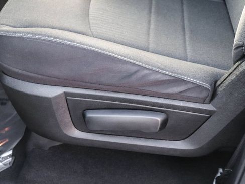 Used 2024 RAM 1500 Warlock RWD image 24