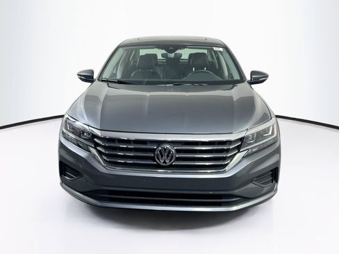 Used 2020 Volkswagen Passat 2.0T SE w/ Sunroof Package image 2