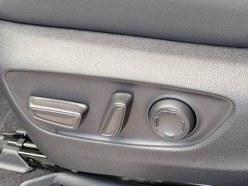New 2026 Toyota Sienna XSE FWD image 22