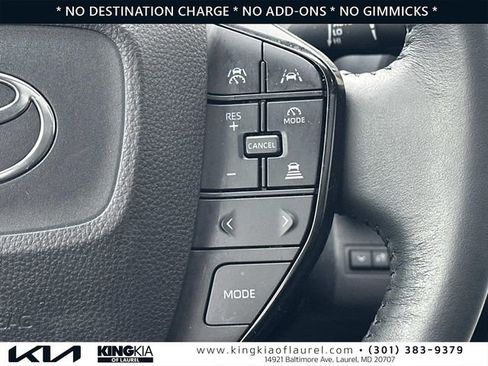 Used 2023 Toyota bZ4X XLE w/ Weather Package image 8