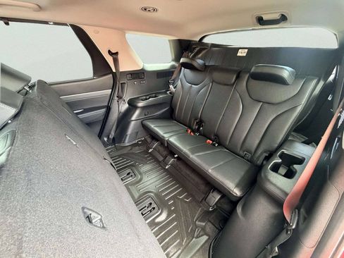Used 2022 Hyundai Palisade SEL w/ 8P Bench Seat Package AWD/4WD image 27