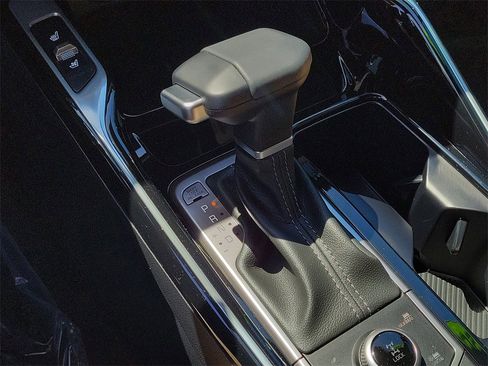 Used 2025 Kia Sorento SX Prestige w/ Olive Brown Leather Package image 29